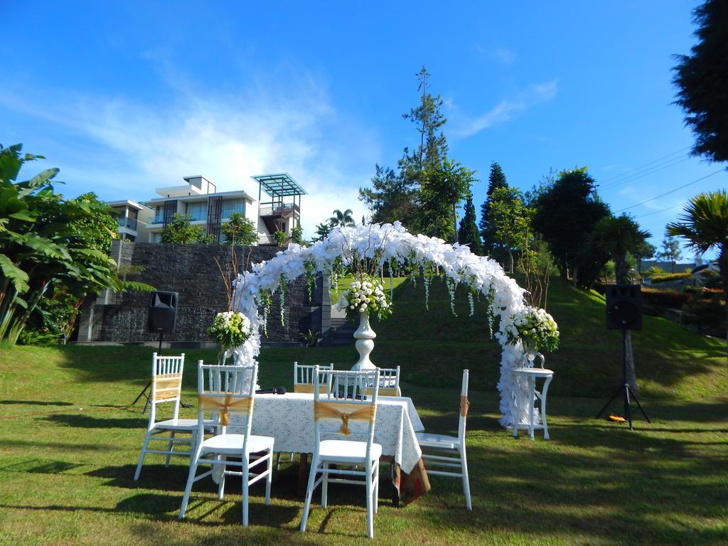 Lembang Asri Resort Extérieur photo